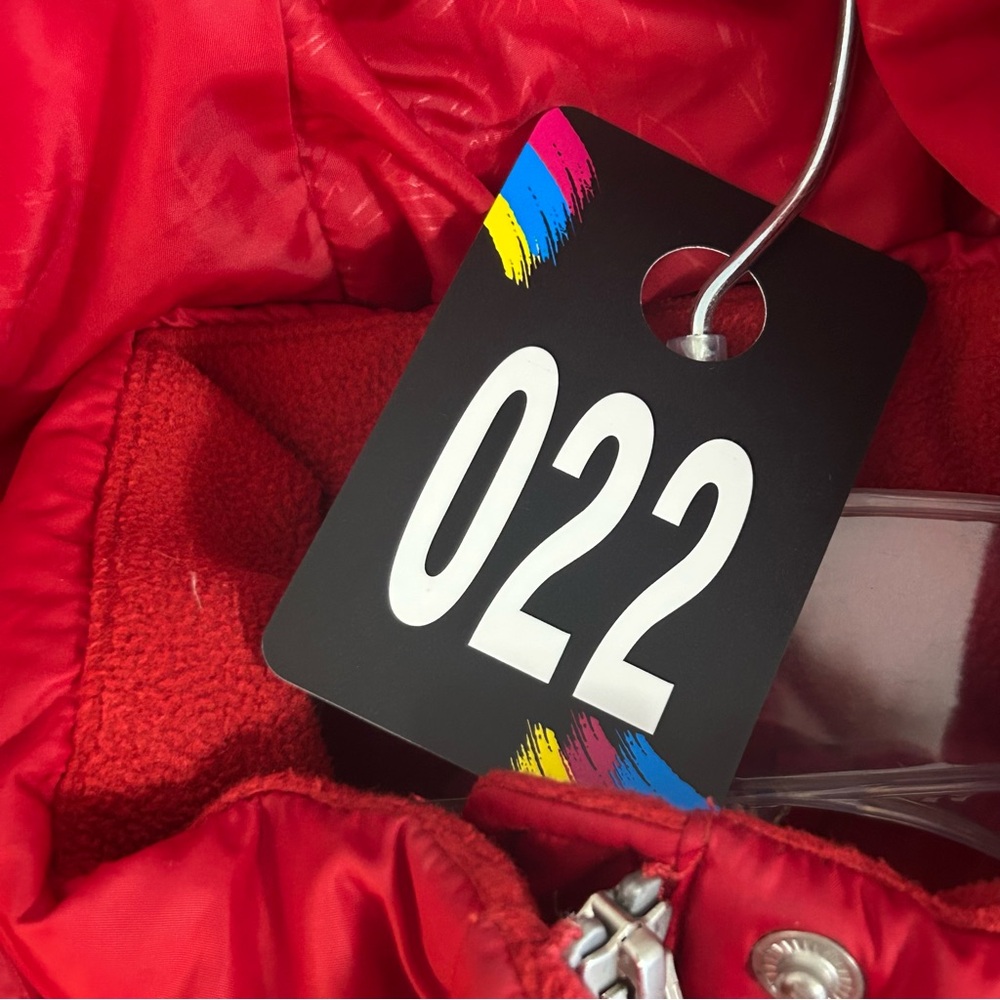 Eddie Bauer Women’s Red Down Puffer Coat with Faux Fur Hood sz MT Lightweight - Picture 11 of 12